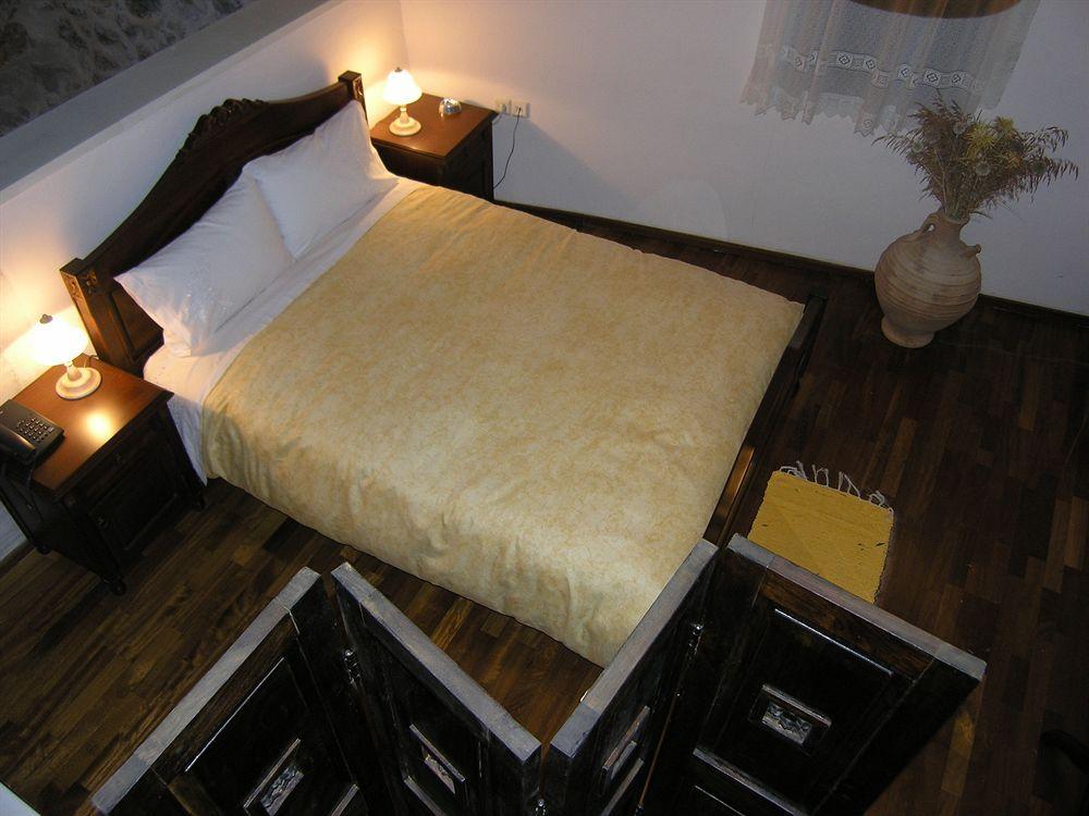 ซาโมนาส เทรดิชันนอล วิลลา Aparthotel Samonas ภายนอก รูปภาพ